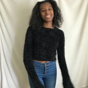Black Crop Top Sweater